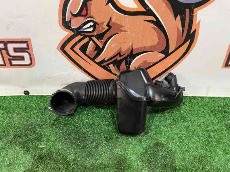 LR125460 Air filter duct for Range Rover Evoque New L551 (2019-) Used cost 80 € in stock 1 pcs.