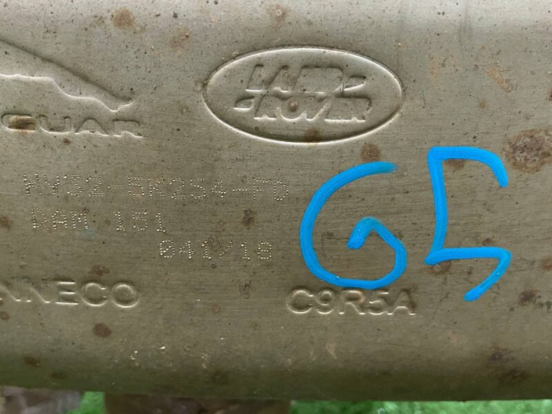 LR126079 Muffler assembly LAND ROVER DISCOVERY 5 (L462) Used cost 476,51 € in stock 3 pcs.