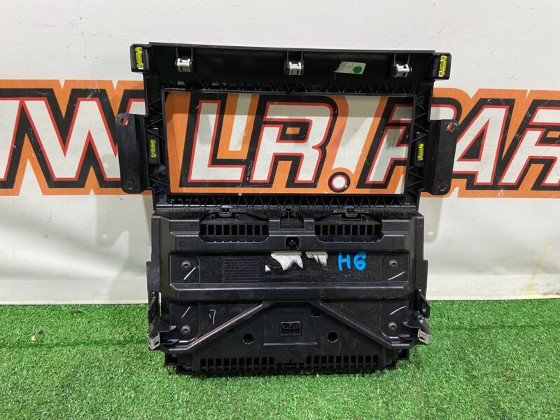 LR127334 Instrument panel socket display frame Land Rover Discovery Sport L550 (2015-) used cost 40 € in stock 1 pcs.