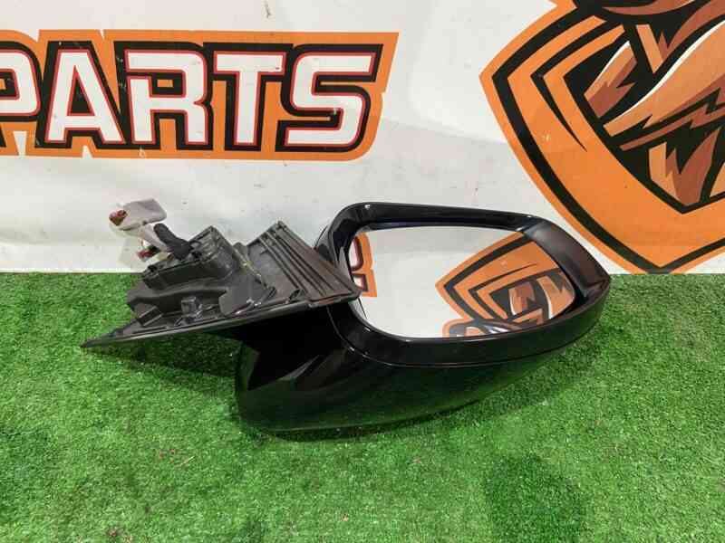 LR135725 Left exterior mirror without camera, with dead zones RANGE ROVER SPORT (L494) 2013- Used cost 600 € in stock 1 pcs.