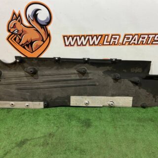 LR139117 Left threshold protection Land Rover Discovery Sport L550 (2015-) Used cost 200 € in stock 2 pcs.