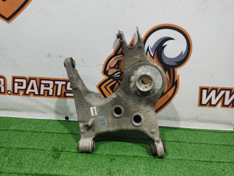 LR139495 Rear right lower lever Range Rover L405 (2013-2021) Used cost 130 € in stock 4 pcs.