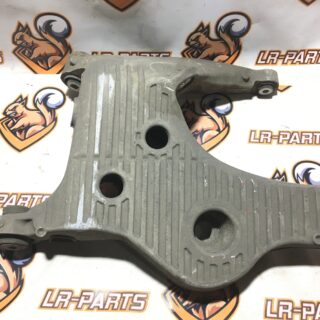 LR139495 Rear right lower lever Range Rover L405 (2013-2021) Used cost 130 € in stock 8 pcs.