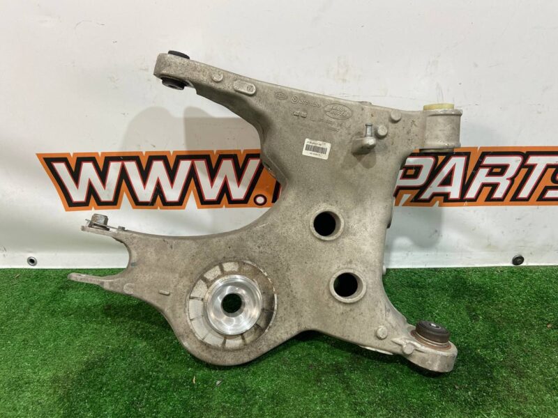 LR139498 Rear left lower lever Range Rover Sport L494 (2014-2022) Used cost 150 € in stock 1 pcs.