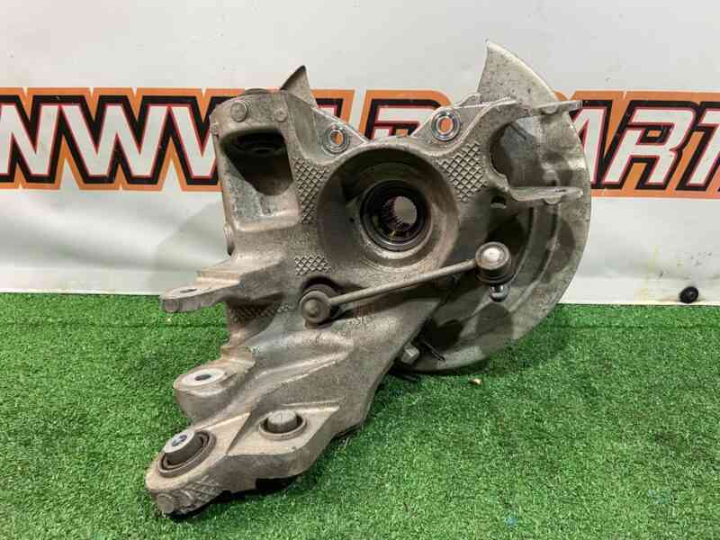 LR139876 Rear left axle 2020- Land Rover Discovery Sport L550 (2015-) Used cost 200 € in stock 2 pcs.