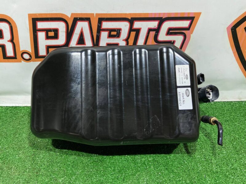 LR140036 Air suspension compressor Range Rover Sport L494 (2014-2022) Used cost 500 € in stock 1 pcs.