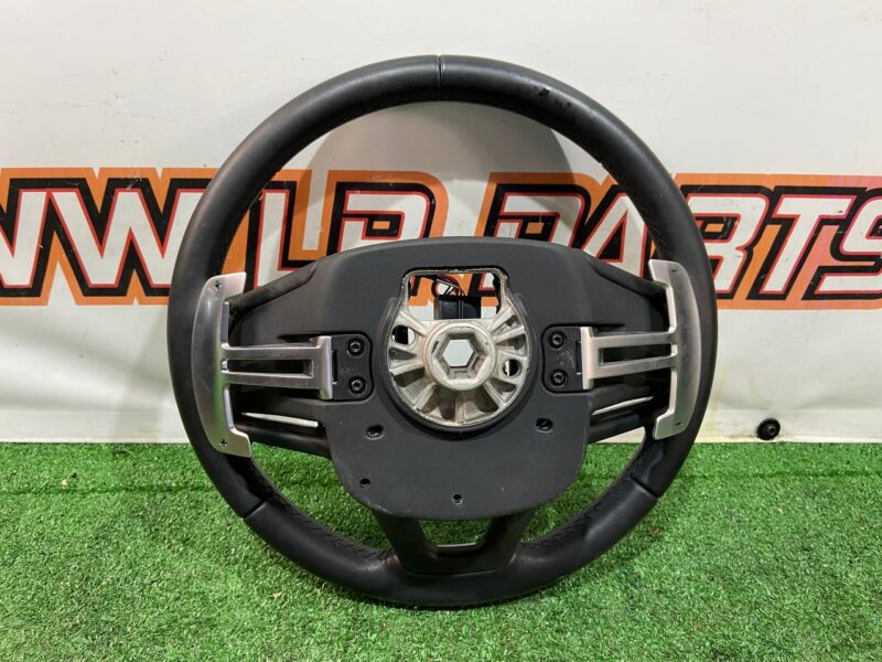 LR141687 Steering wheel under AIR BAG 2021- without heating Land Rover Discovery Sport L550 (2015-) USED cost 550 € in stock 1 pcs.