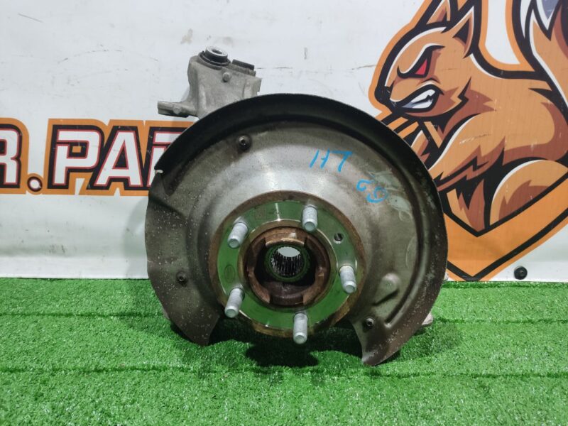 LR142581 Rear left axle Land Rover Discovery 5 L462 (2017-) Used cost 200 € in stock 6 pcs.