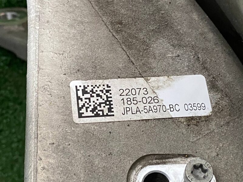 LR142581 Rear left axle Land Rover Discovery 5 L462 (2017-) Used - Image 20