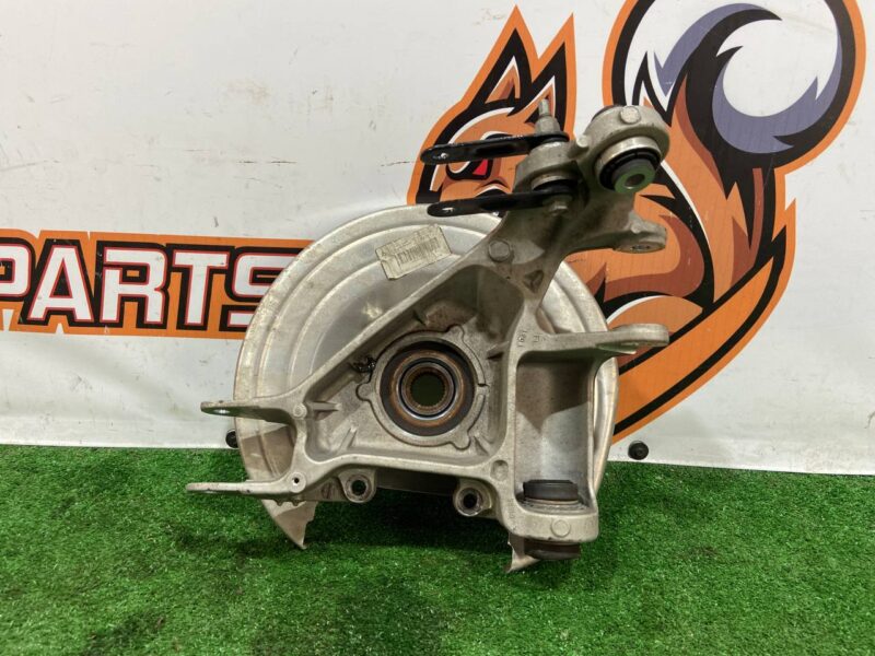 LR142581 Rear left axle Land Rover Discovery 5 L462 (2017-) Used cost 200 € in stock 6 pcs.