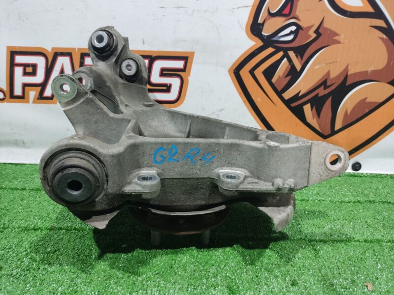 LR142583 Rear right axle Land Rover Discovery 5 L462 (2017-) Used cost 200 € in stock 2 pcs.