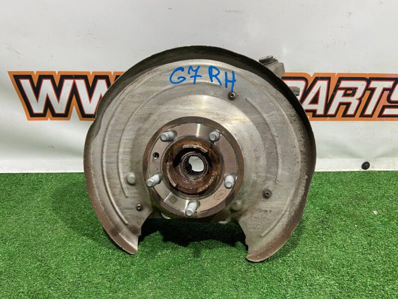 LR142583 Rear right axle Land Rover Discovery 5 L462 (2017-) Used - Image 18