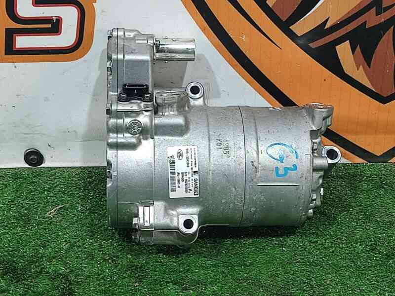 LR144595 Air conditioner compressor Range Rover Sport L494 (2014-2022) used cost 300 € in stock 1 pcs.