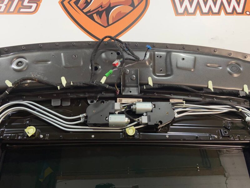 LR145002 Panoramic roof (3 parts) Range Rover L405 Used - Image 17