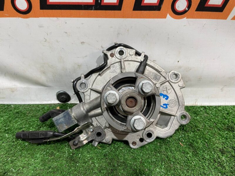 LR154597 Pump Range Rover Sport L494 (2014-2022) used cost 120 € in stock 1 pcs.