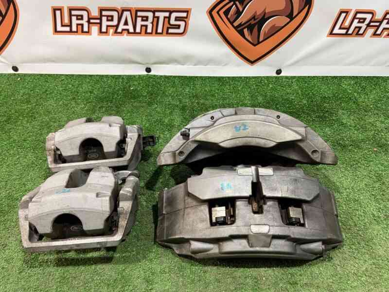 LR156209 Front right caliper Range Rover Sport L494 (2014-2022) USED cost 150 € in stock 1 pcs.