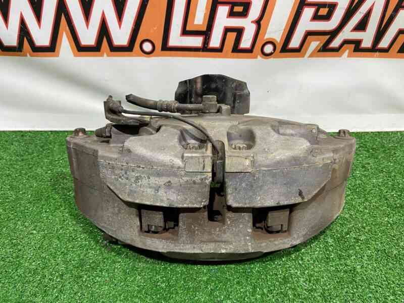 LR156210 Caliper front left 4 piston Land Rover Discovery 5 L462 (2017-) Used cost 290 € in stock 2 pcs.