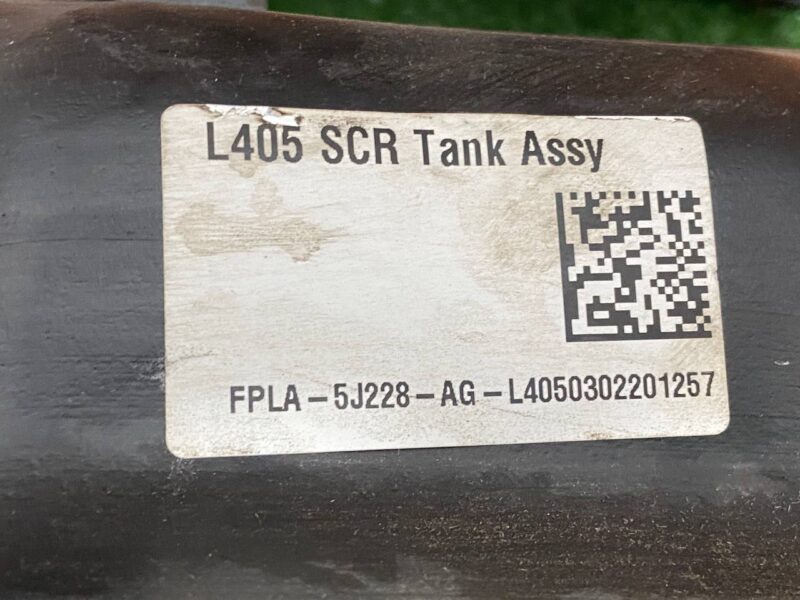 LR160433 Tank Adblue diesel fuel reagent Land Rover Discovery 5 L462 (2017-) Used - Image 16