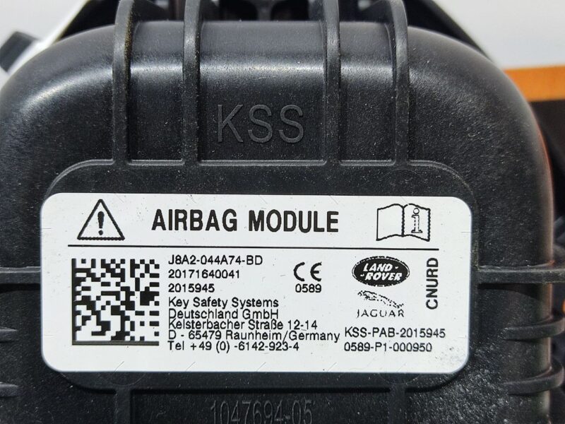 LR161212 Airbag passenger Range Rover Velar L560 (2018-) Used cost 100 € in stock 6 pcs.