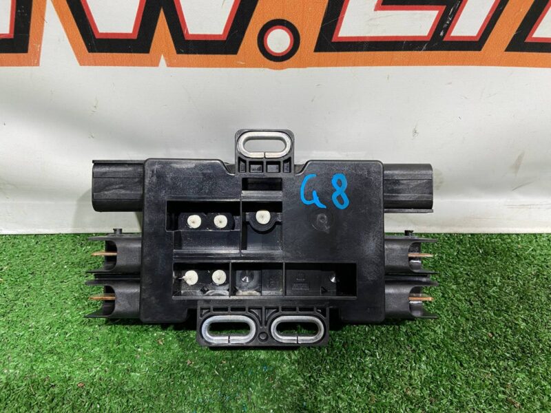 LR172309 Electrical junction box Range Rover Sport L494 (2014-2022) used cost 250 € in stock 1 pcs.