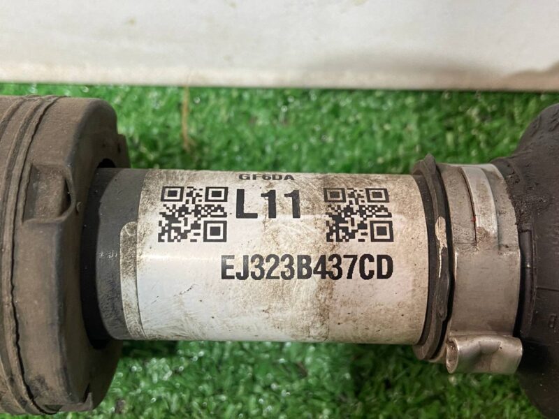 LR180070 Front axle shaft 2.0TD left Land Rover Discovery Sport L550 (2015-) USED cost 330 € in stock 4 pcs.