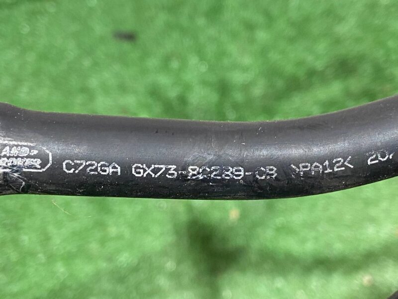 T2H1436 Coolant return pipe Jaguar F-Pace X761 (2017-) Used cost 40 € in stock 2 pcs.