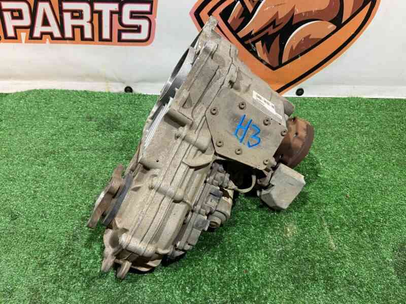 T2H28149 Transfer box Jaguar F-Pace X761 (2017-) used cost 600 € in stock 1 pcs.