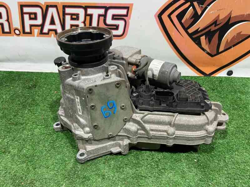 T2H28149 Transfer box Jaguar F-Pace X761 (2017-) used cost 600 € in stock 1 pcs.