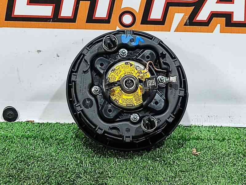 T2H29924PVJ Airbag in steering wheel Jaguar F-Pace X761 (2017-) Used cost 200 € in stock 5 pcs.