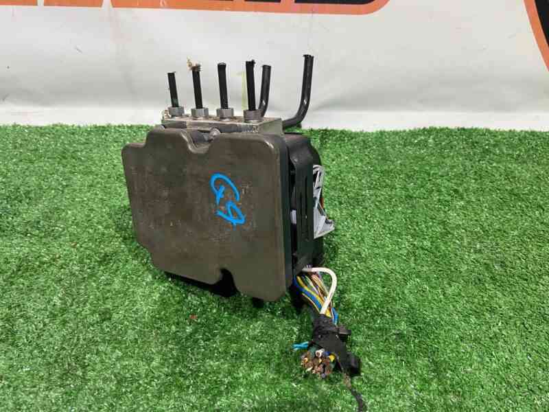 T2H37243 ABS unit Jaguar F-Pace X761 (2017-) USED cost 500 € in stock 4 pcs.