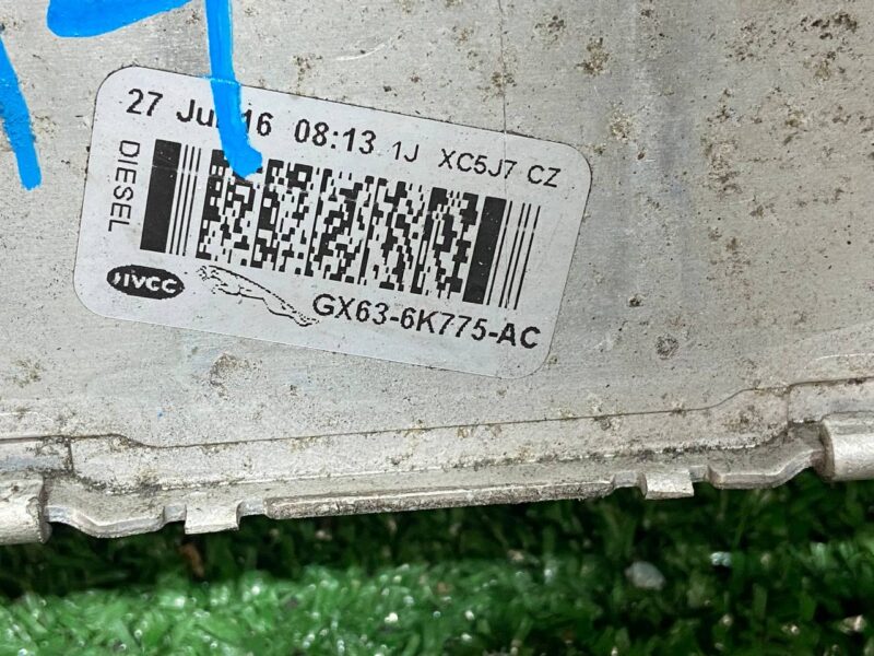 T2H46680 Additional radiator Jaguar XF X260 (2015-) Used cost 170 € in stock 2 pcs.