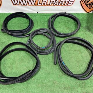 T2H48317 Used door rubber set for Jaguar XF X260 (2015-) cost 200 € in stock 1 pcs.