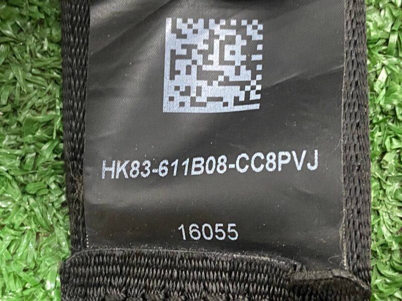 T4A11099PVJ Front right seat belt Jaguar F-Pace X761 (2017-) USED cost 100 € in stock 4 pcs.