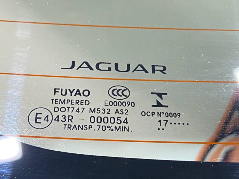 T4A13309LML Trunk lid Jaguar F-Pace X761 (2017-) Used cost 500 € in stock 9 pcs.