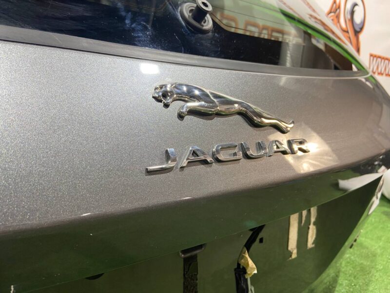 T4A13309LML Trunk lid Jaguar F-Pace X761 (2017-) Used cost 500 € in stock 9 pcs.