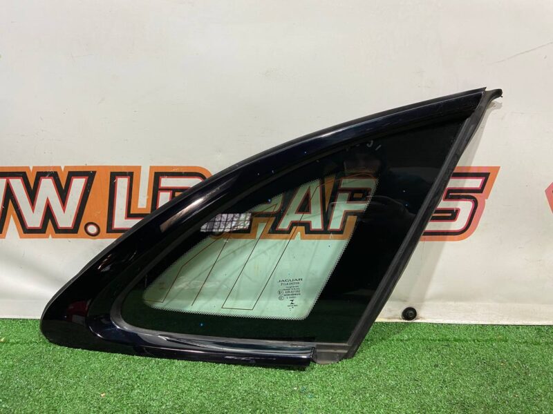 T4A13401 Side right rear glass for Jaguar F-Pace X761 (2017-) USED cost 180 € in stock 2 pcs.