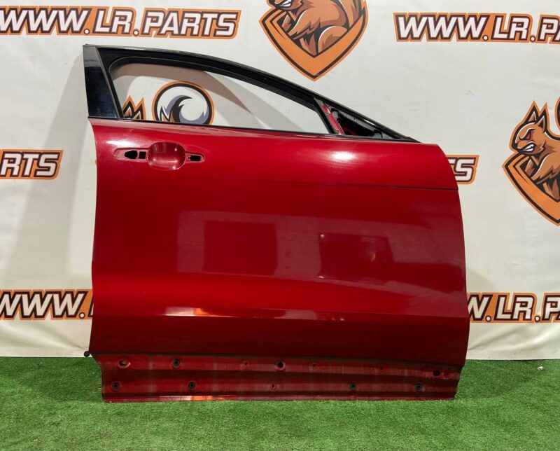 T4A1368 Door front right Jaguar F-Pace Used cost 540 € in stock 4 pcs.