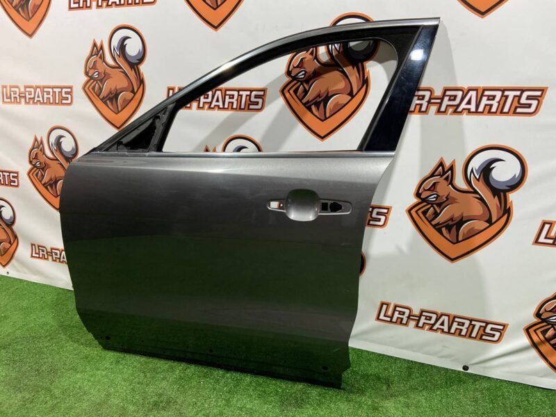 T4A1369 Door front left Jaguar F-Pace Used cost 540 € in stock 6 pcs.