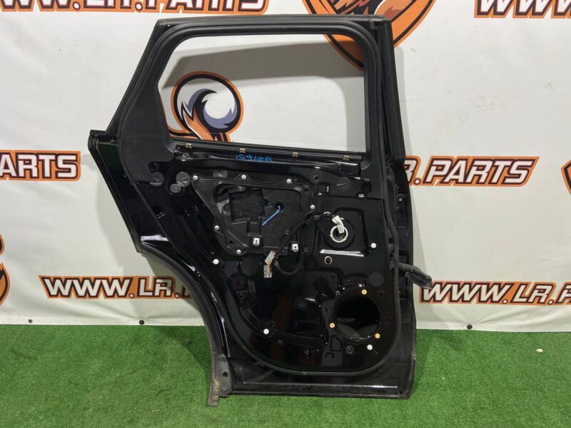 T4A1371 door rear left Jaguar F-Pace Used cost 400 € in stock 1 pcs.