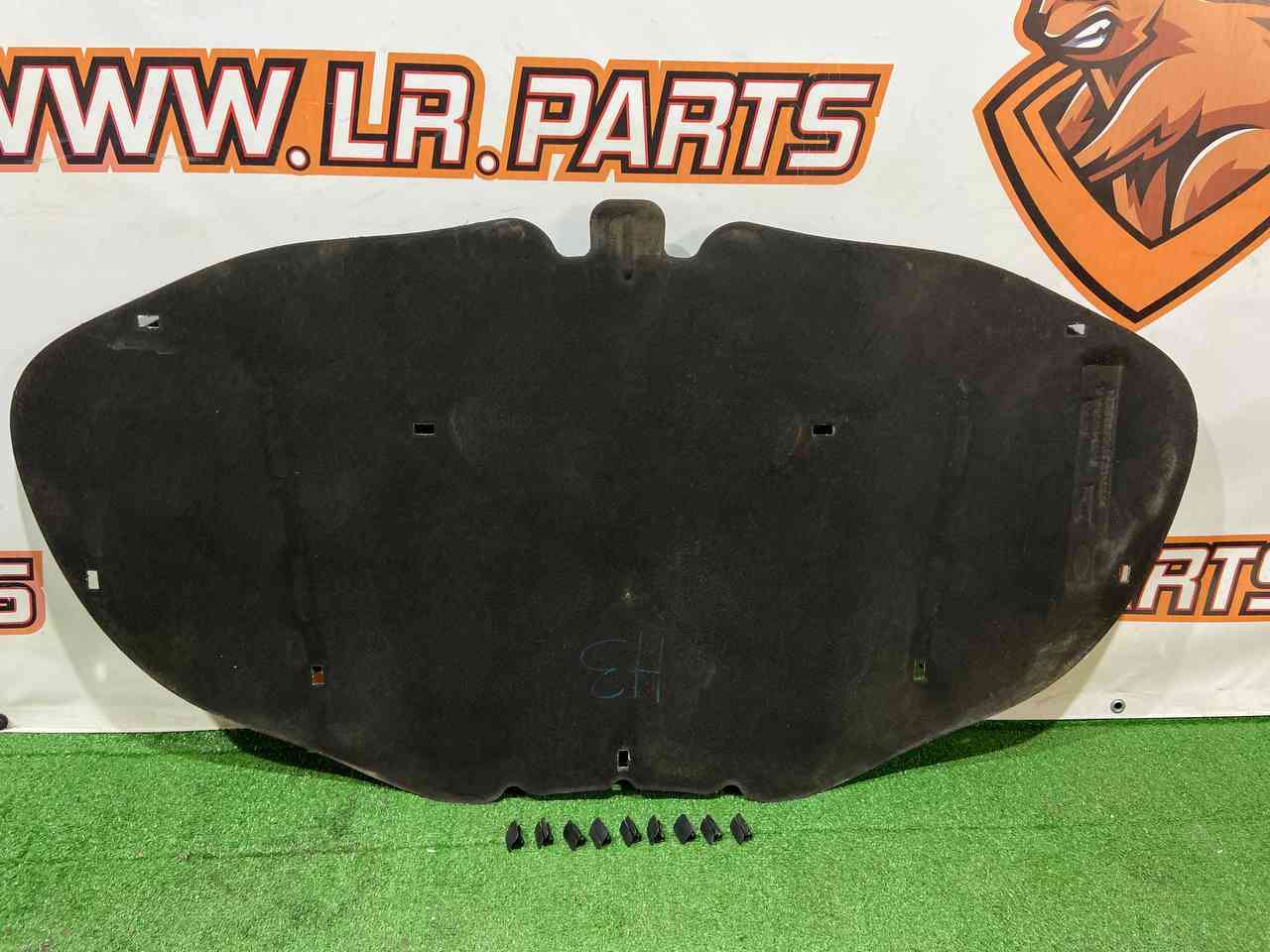 T4A17783 Hood sound insulation for Jaguar F-Pace X761 (2017-) Used - Image 12