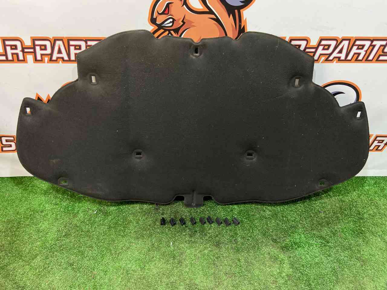 T4A17783 Hood sound insulation for Jaguar F-Pace X761 (2017-) Used cost 95 € in stock 1 pcs.