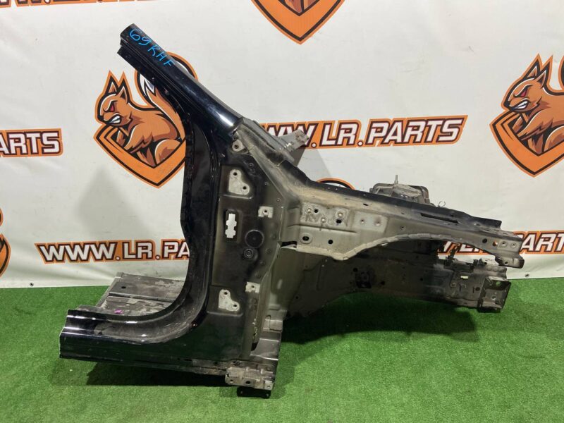T4A2969 Quarter front right Jaguar F-Pace X761 (2017-) used cost 500 € in stock 3 pcs.