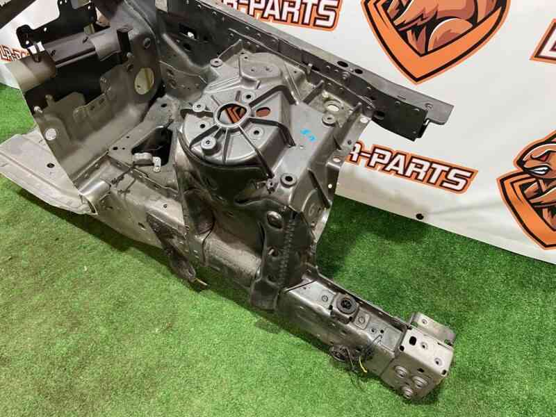 T4A2970 Quarter front left Jaguar F-Pace X761 (2017-) used cost 500 € in stock 6 pcs.