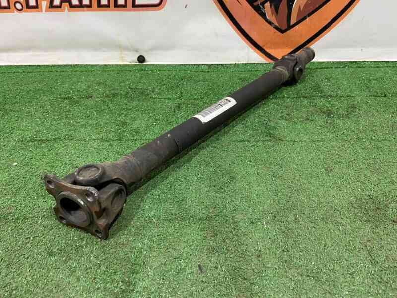 T4A39689 Front propeller shaft Jaguar F-Pace X761 (2017-) USED cost 400 € in stock 1 pcs.