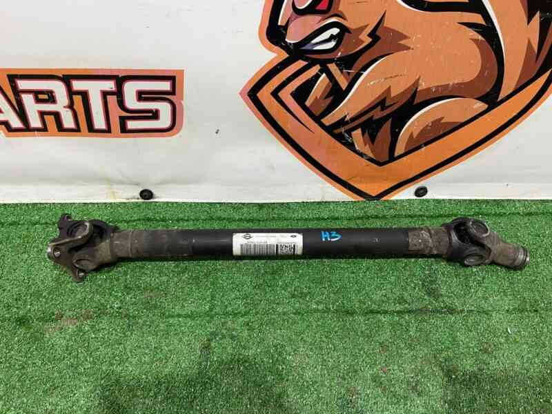T4A39689 Front propeller shaft Jaguar F-Pace X761 (2017-) USED cost 400 € in stock 1 pcs.