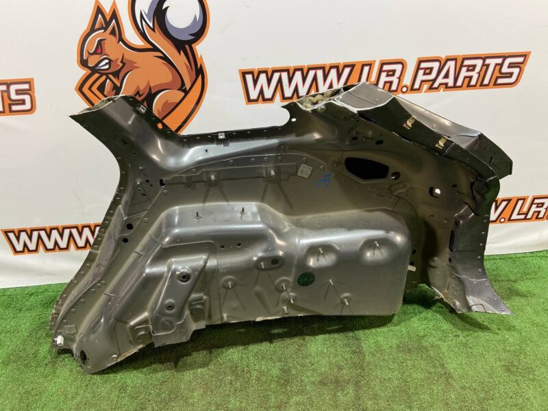 T4A44036 Quarter rear right Jaguar F-Pace X761 used cost 500 € in stock 4 pcs.