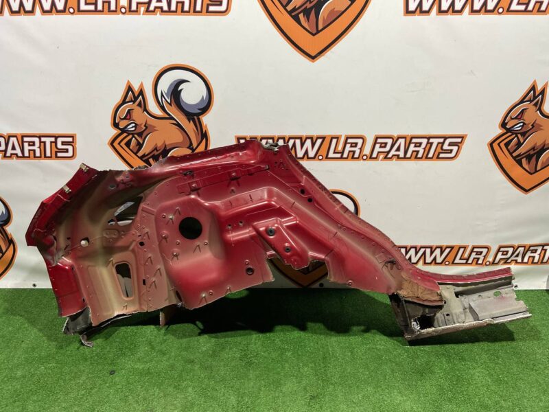 T4A9301 Quarter rear left Jaguar F-Pace X761 (2017-) Used cost 500 € in stock 5 pcs.