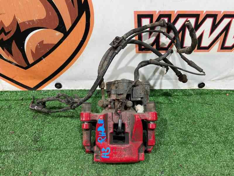 T4N7527 Rear right red caliper Jaguar F-Pace X761 (2017-) USED cost 220 € in stock 3 pcs.