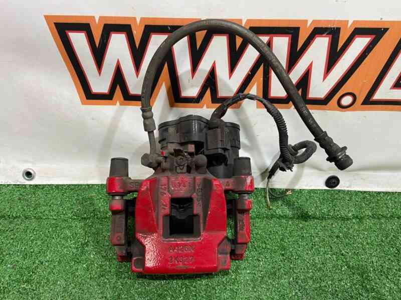 T4N7527 Rear right red caliper Jaguar F-Pace X761 (2017-) USED cost 220 € in stock 3 pcs.