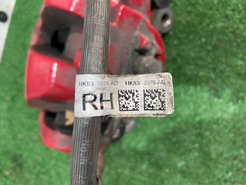 T4N7530 Front right red caliper Jaguar F-Pace X761 (2017-) USED cost 145 € in stock 3 pcs.